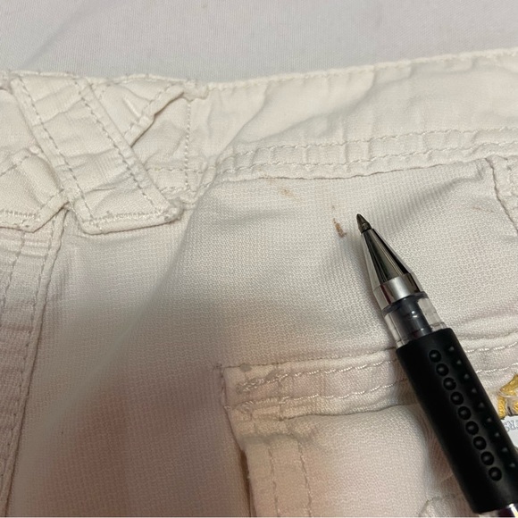 American Eagle Outfitters Womens Cream Shorts EUC size 8 - Picture 7 of 13